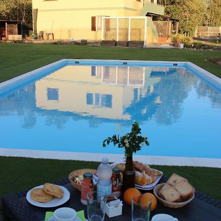Country & Beach B&B Capoterra Bagian luar foto