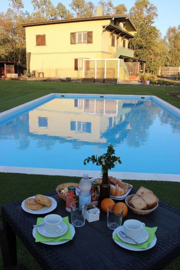 Country & Beach B&B Capoterra Bagian luar foto